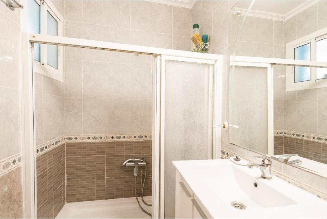 Habitaciones Privadas Con Cama Doble En Sevilla Екстериор снимка