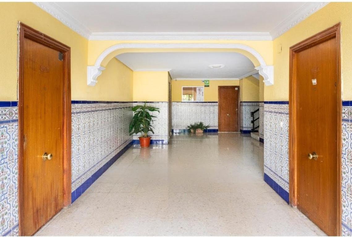 Habitaciones Privadas Con Cama Doble En Sevilla Екстериор снимка