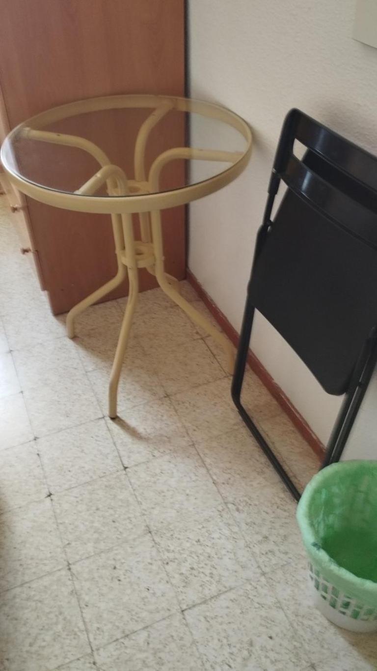 Habitaciones Privadas Con Cama Doble En Sevilla Екстериор снимка
