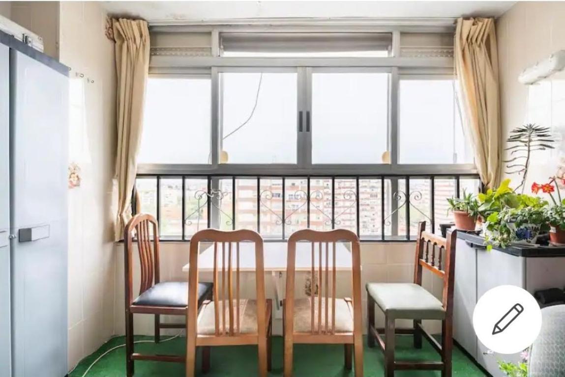 Habitaciones Privadas Con Cama Doble En Sevilla Екстериор снимка