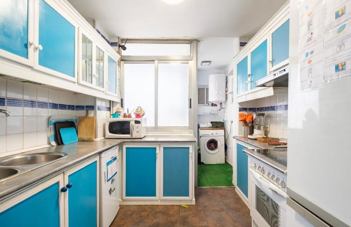 Habitaciones Privadas Con Cama Doble En Sevilla Екстериор снимка