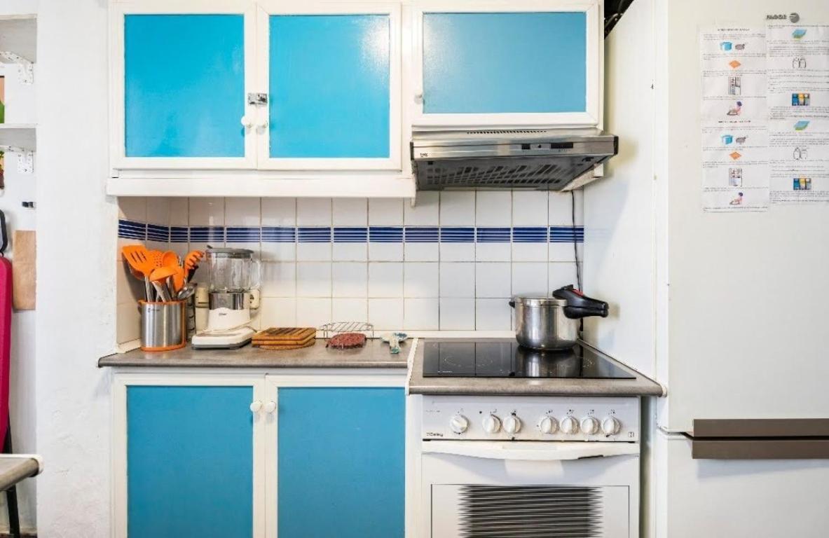 Habitaciones Privadas Con Cama Doble En Sevilla Екстериор снимка